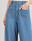 Wide Leg Jeans with Front Pockets