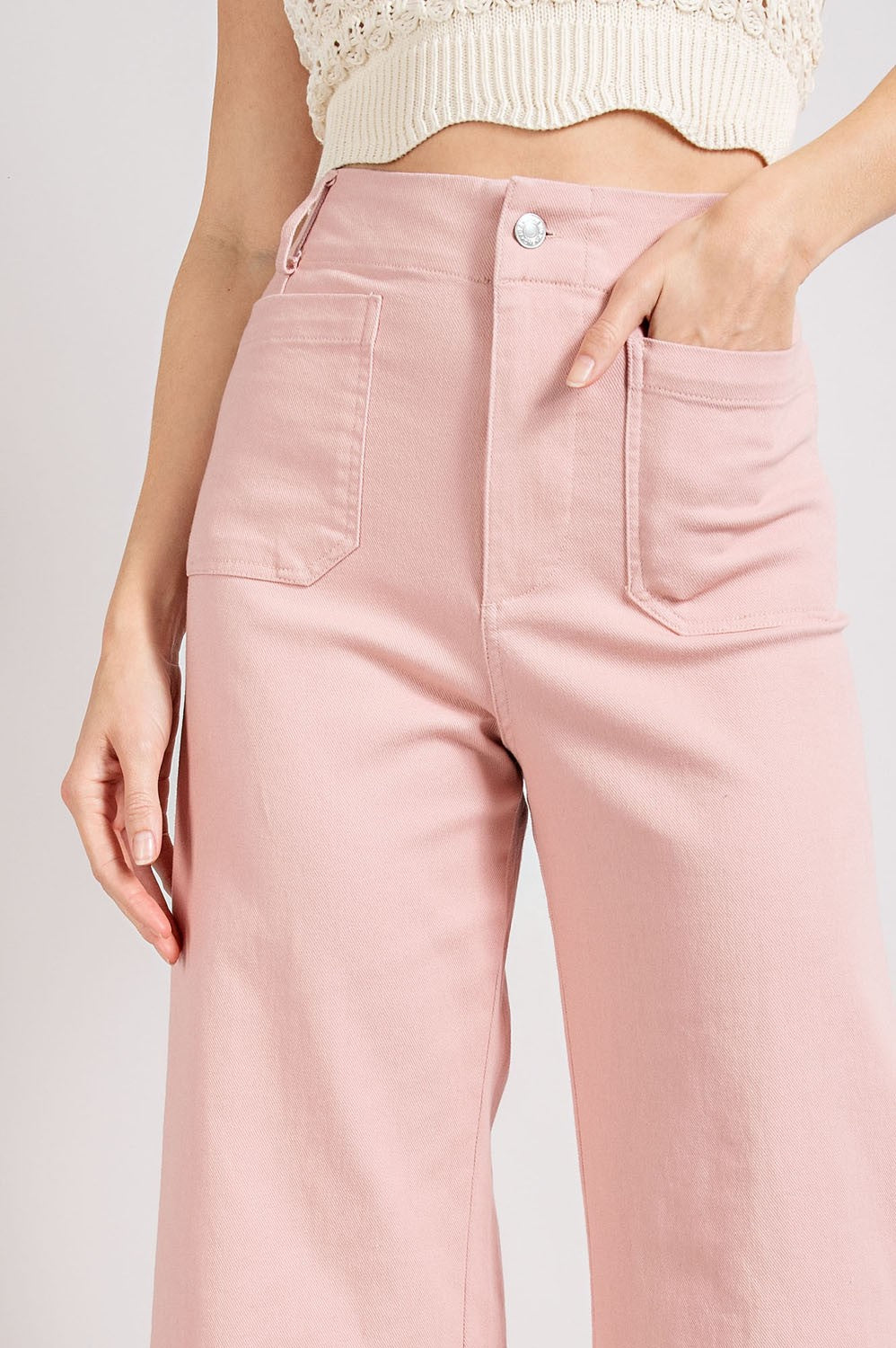 Cropped Wide Leg Jeans with Front Pockets