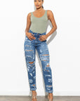 Super Distressed High Waist Jeans