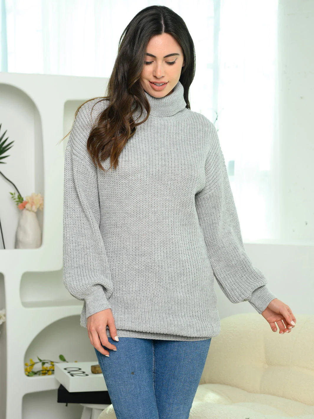 Women&#39;s Oversized Turtleneck Sweater