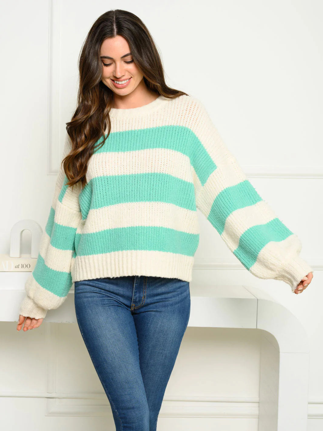 Women&#39;s Bell Sleeve Colorblock Sweater